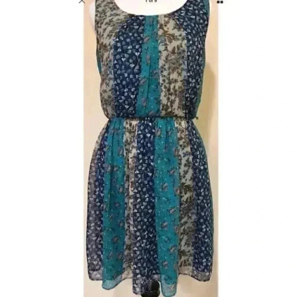 By And By Dress Size Medium Floral Mixed Media - Picture 2 of 9